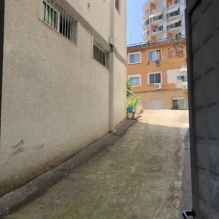 Xhelili 3*