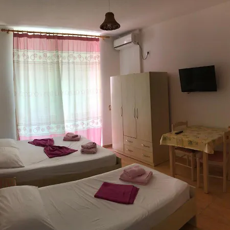 Xhelili